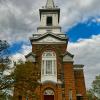 Another peek at this
1913 St-Apollinaire chapel.