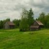 Two beautifully preserved 
early 1900's farm buildings 
near Venosta, Quebec.