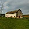 A vintage old barn near 
Laurier Station, Quebec.