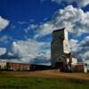 Golden Prairie, Saskatchewan
Grain elevator~