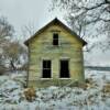 Early 1900's 
settler's cabin.
(frontal view)