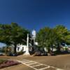 Lafayette County Courthouse &
Oxford Town Square.