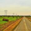 Looking south along a
gravel county road.
Near Willow City, ND.