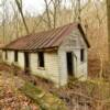 Early 1900's 
backwoods 
dwelling.
Near Ripley, Ohio.