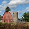 Picturesque small dairy barn.
Northern Chippewa County.